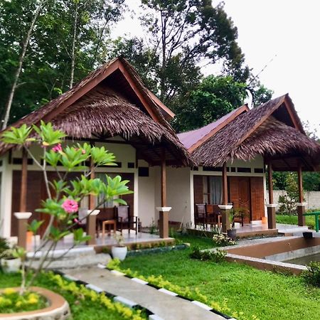 R5 Keramba Inn บูกิตลาวัง ภายนอก รูปภาพ