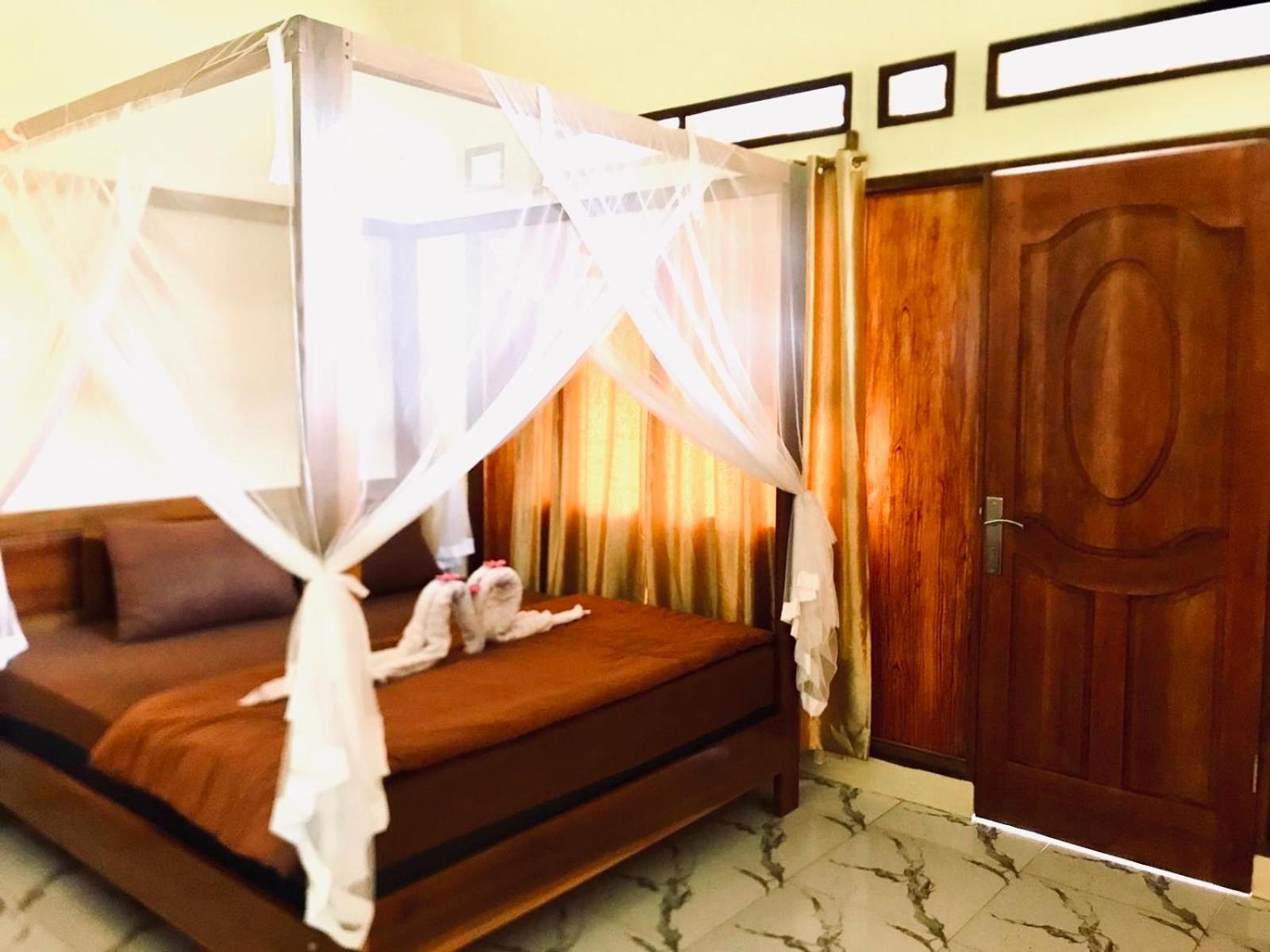 R5 Keramba Inn บูกิตลาวัง ภายนอก รูปภาพ